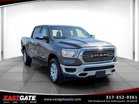 Used 2024 RAM 1500 Laramie AWD/4WD image 1