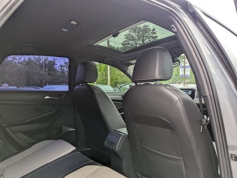Used 2020 Volkswagen Jetta R-Line FWD image 44