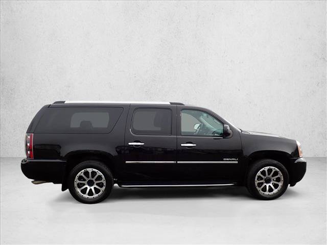 Used 2013 GMC Yukon XL Denali AWD/4WD image 5