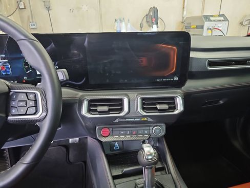 Used 2024 Ford Mustang GT Premium w/ GT Performance Package image 19