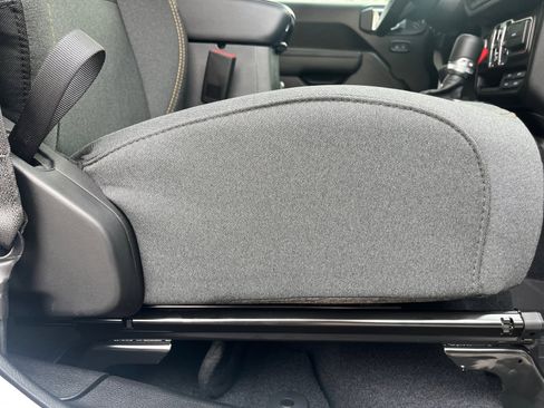 New 2026 Jeep Wrangler Sport S image 29