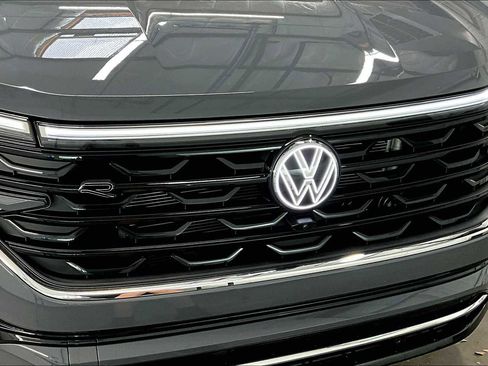 New 2026 Volkswagen Atlas SEL Premium R-Line image 33