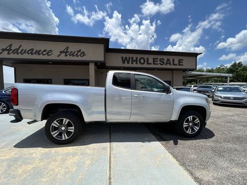 Used 2017 Chevrolet Colorado W/T w/ Custom Special Edition RWD image 1