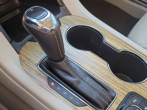 Used 2018 GMC Acadia Denali w/ Technology Package image 29