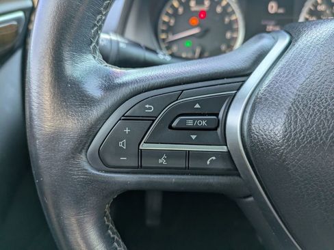 Used 2018 INFINITI Q50 Luxe w/ Cargo Package (L95) image 22