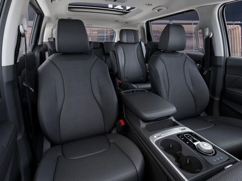 New 2026 Kia Carnival SX Prestige FWD image 15