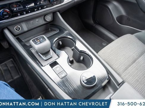 Used 2023 Nissan Rogue SV image 13