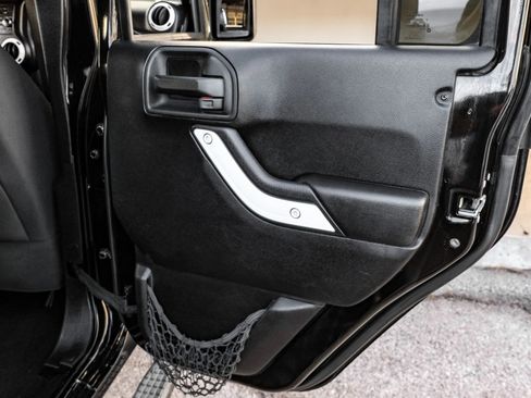 Used 2015 Jeep Wrangler Unlimited Sport w/ Quick Order Package 24S image 40