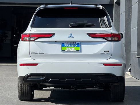 New 2025 Mitsubishi Outlander SEL Black Edition image 6