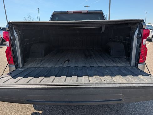 Used 2022 Chevrolet Silverado 1500 RST AWD/4WD image 18