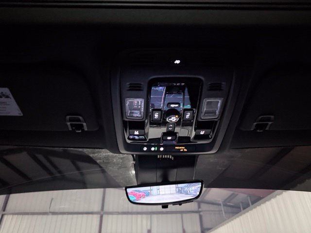 Used 2026 GMC Yukon XL AT4 w/ AT4 Premium Plus Package AWD/4WD image 44