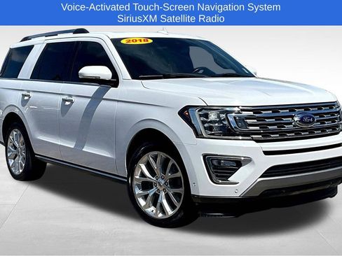 Used 2018 Ford Expedition Limited w/ Equipment Group 302A RWD image 3