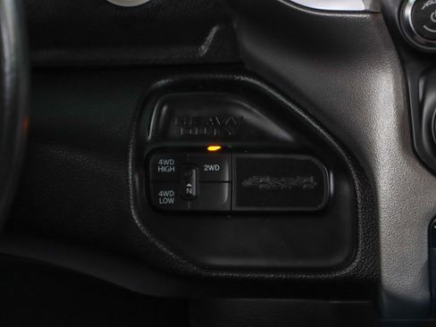 Used 2024 RAM 2500 Big Horn AWD/4WD image 22