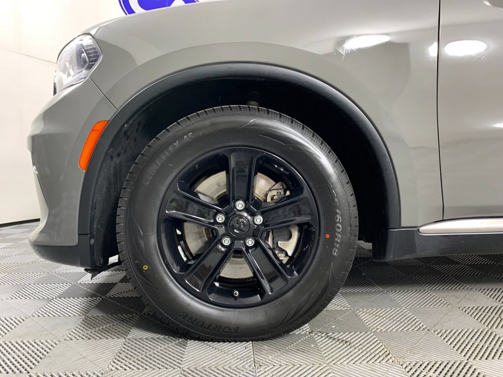 Used 2023 Dodge Durango AWD image 12