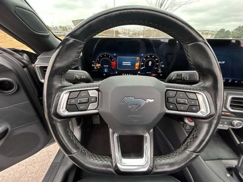 Used 2025 Ford Mustang Premium RWD image 20