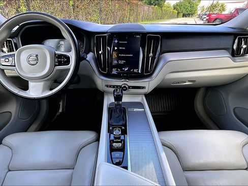 Used 2018 Volvo XC60 T6 Inscription w/ Convenience Package AWD/4WD image 15