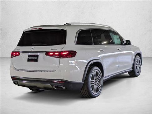New 2026 Mercedes-Benz GLS 450 GLS 450 image 2