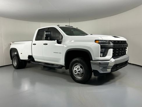 Used 2022 Chevrolet Silverado 3500 W/T w/ WT Convenience Package AWD/4WD image 1