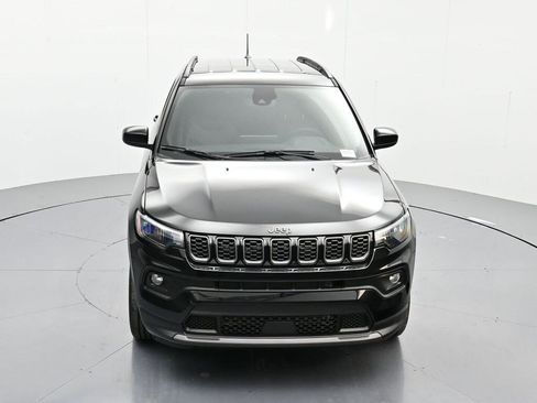 New 2026 Jeep Compass Latitude image 30