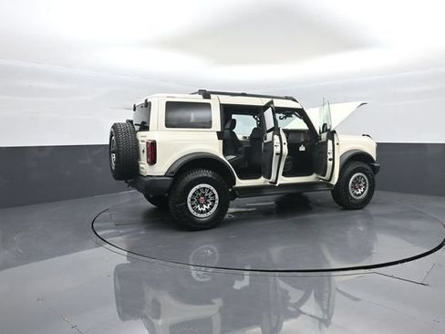 New 2026 Ford Bronco Outer Banks w/ Sasquatch Package AWD/4WD image 43