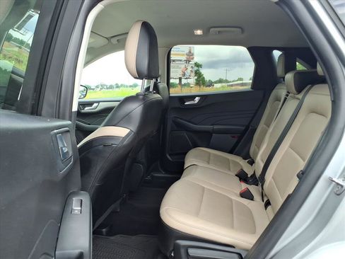 Used 2022 Ford Escape SEL FWD image 11