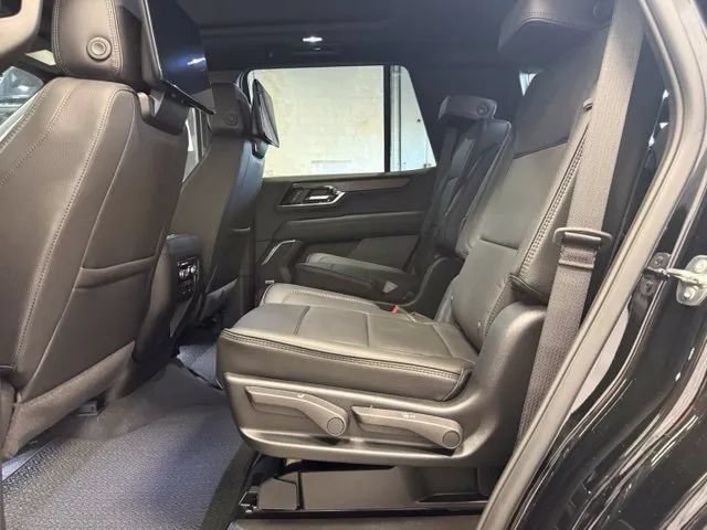 New 2026 GMC Yukon Denali w/ Denali Reserve Package AWD/4WD image 22