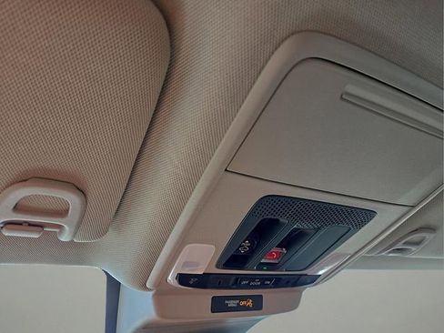 Used 2025 Honda Accord Touring image 24