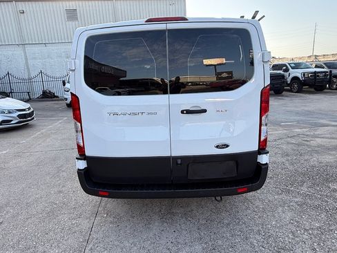 Used 2023 Ford Transit 350 XLT RWD image 5