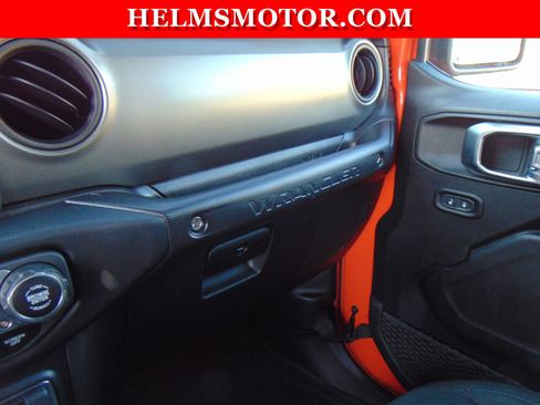 Used 2023 Jeep Wrangler Willys image 29