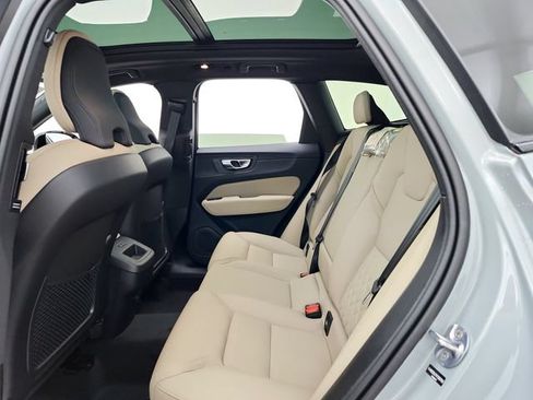 New 2027 Volvo XC60 B5 Core AWD/4WD image 28