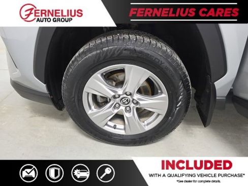 Used 2022 Toyota RAV4 XLE image 14