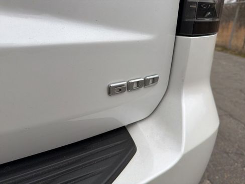 Used 2022 Cadillac Escalade Premium Luxury Platinum w/ Heavy-Duty Trailer Package image 20