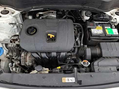 Used 2021 Kia Seltos LX image 28