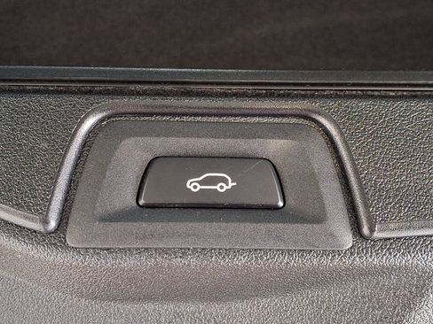 Used 2023 BMW X5 xDrive40i w/ Premium Package AWD/4WD image 34