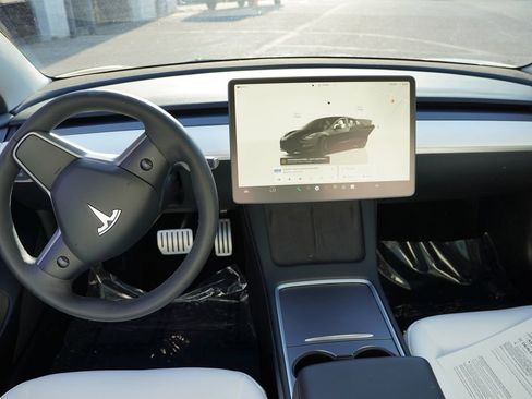 Used 2023 Tesla Model 3 Performance AWD/4WD image 19