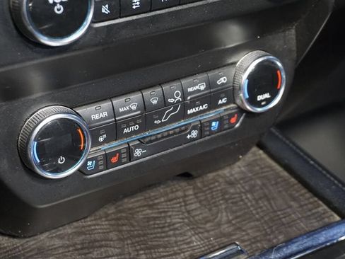 Used 2019 Ford Expedition Limited AWD/4WD image 15