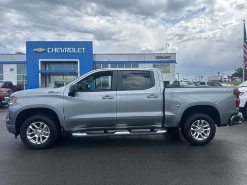 New 2026 Chevrolet Silverado 1500 RST w/ Z71 Off-Road Package AWD/4WD image 3
