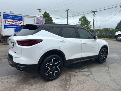 Used 2023 Chevrolet Blazer RS w/ Driver Confidence II Package AWD/4WD image 7