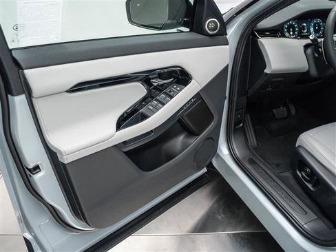 New 2026 Land Rover Range Rover Evoque S image 23