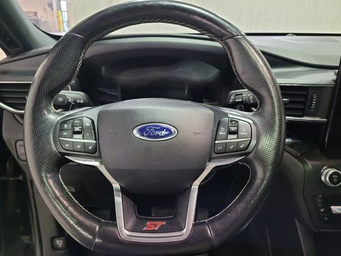 Used 2020 Ford Explorer ST w/ ST Street Pack image 35