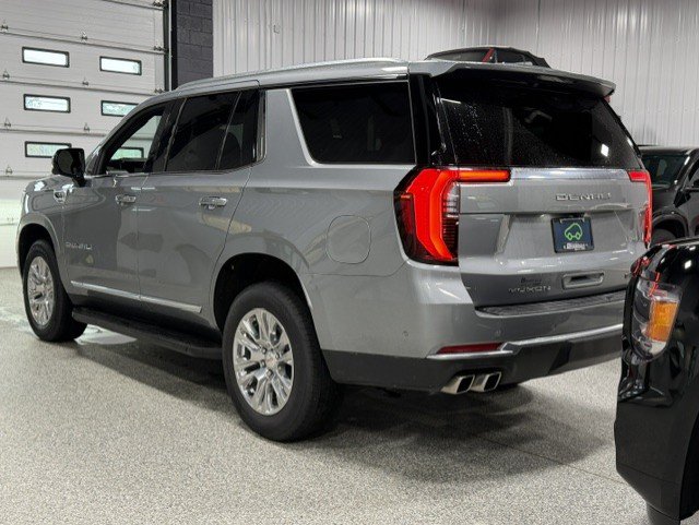 Certified 2025 GMC Yukon Denali AWD/4WD image 3