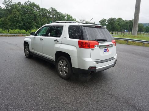 Used 2015 GMC Terrain SLT FWD image 16
