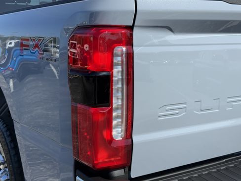 New 2026 Ford F250 Lariat w/ Chrome Package AWD/4WD image 8
