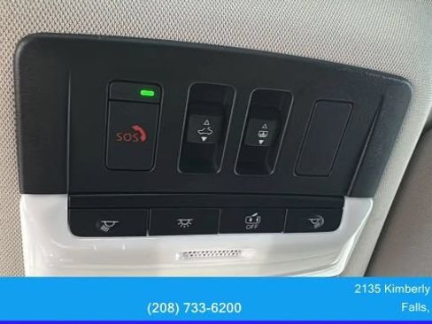 Used 2024 Nissan Pathfinder SL w/ SL Premium Package AWD/4WD image 16