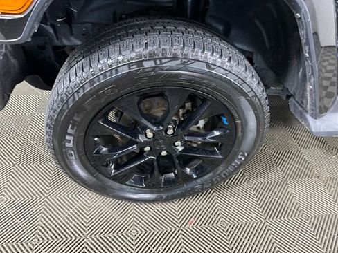 Used 2023 Jeep Wrangler Unlimited Sahara image 8