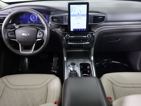 Used 2021 Ford Explorer Platinum w/ Equipment Group 601A image 28