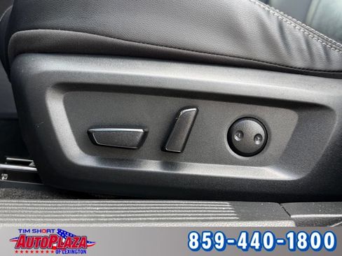 Used 2024 Nissan Rogue SL AWD/4WD image 27