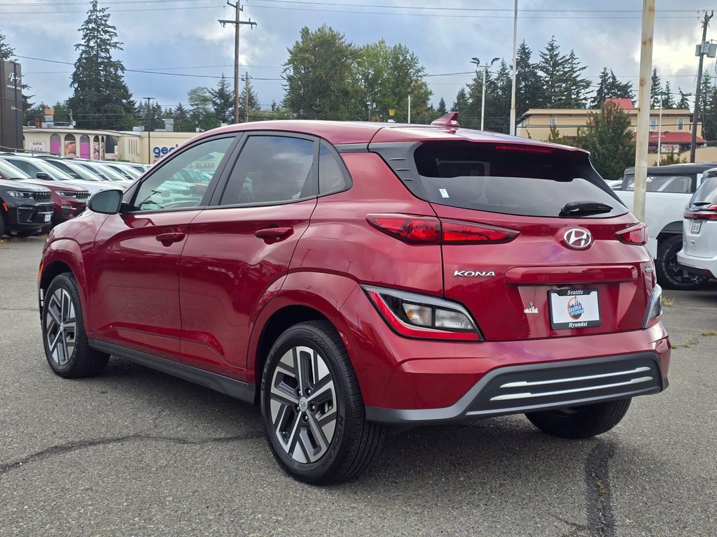 Used 2023 Hyundai Kona SE FWD image 5