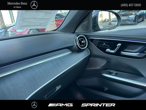 Used 2024 Mercedes-Benz C 300 Sedan image 24