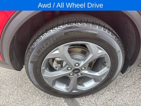 Used 2025 Ford Escape ST-Line AWD/4WD image 5